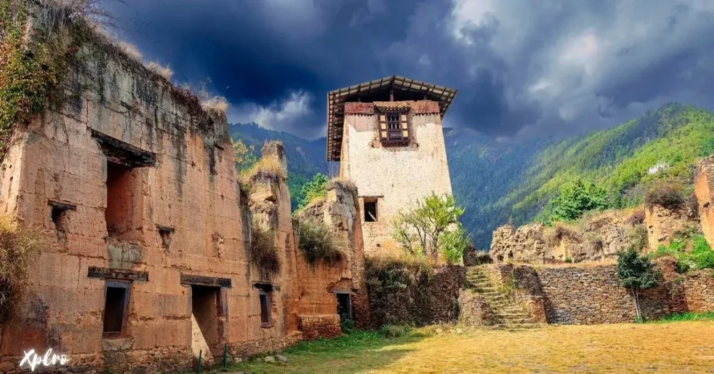 Drukgyel Dzong, Xplro