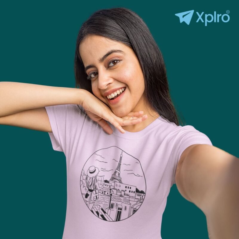 City Explorer Girl Women Classic Crew T-Shirt
