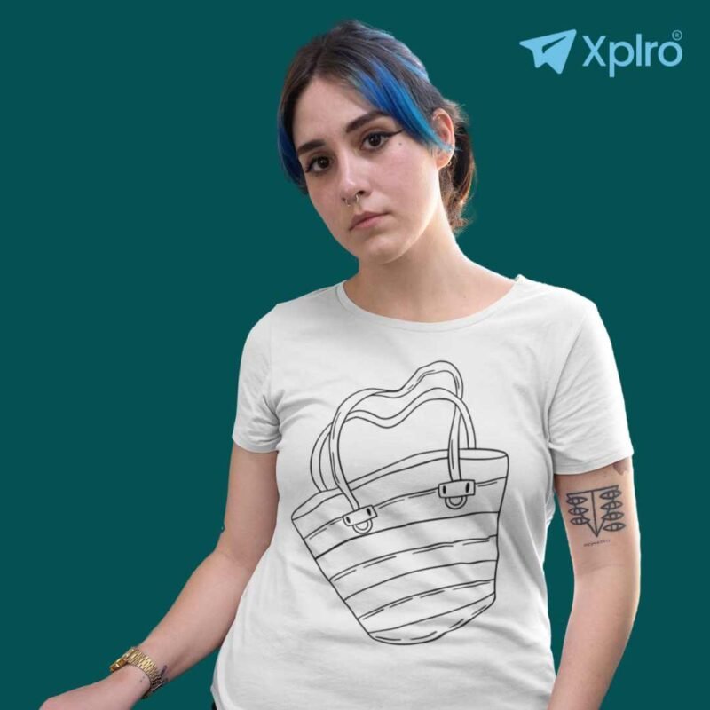Ladies Travel Bag Women Classic Crew T-Shirt