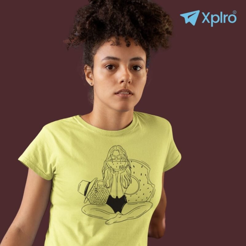 Vacation Lover Girl Women Classic Crew T-Shirt