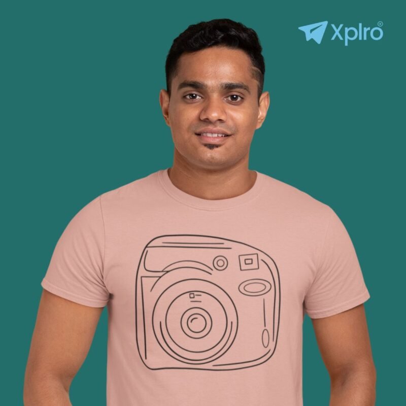 Camera – Men Classic Crew T-Shirt