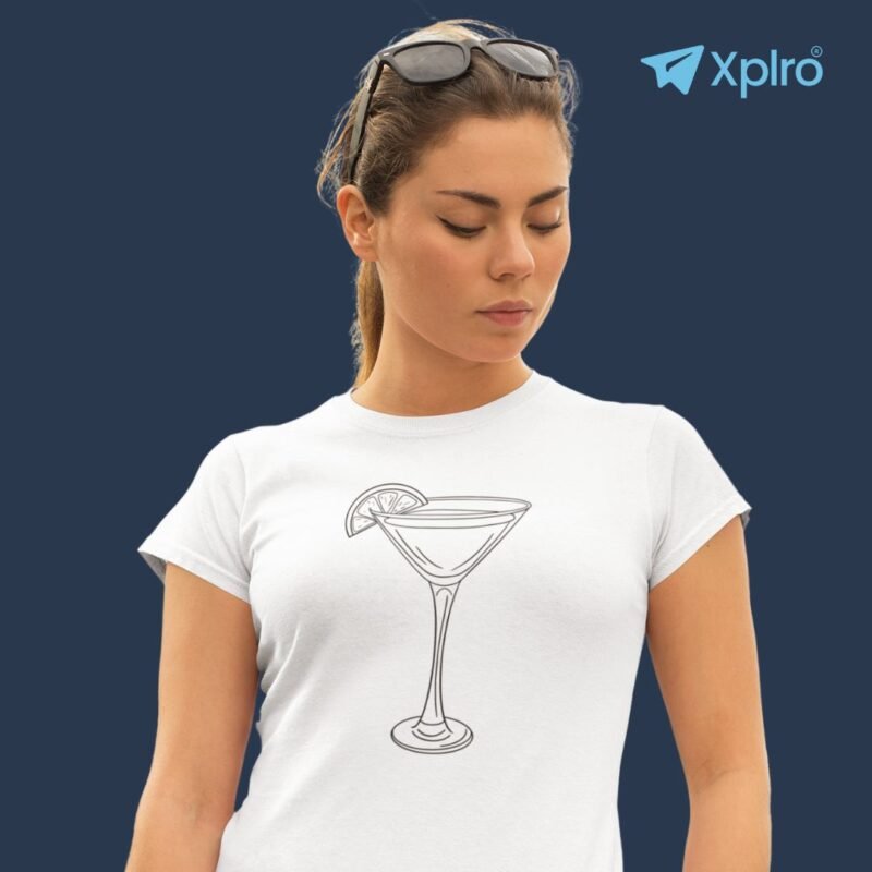 Cocktails–Women Classic Crew T-Shirt