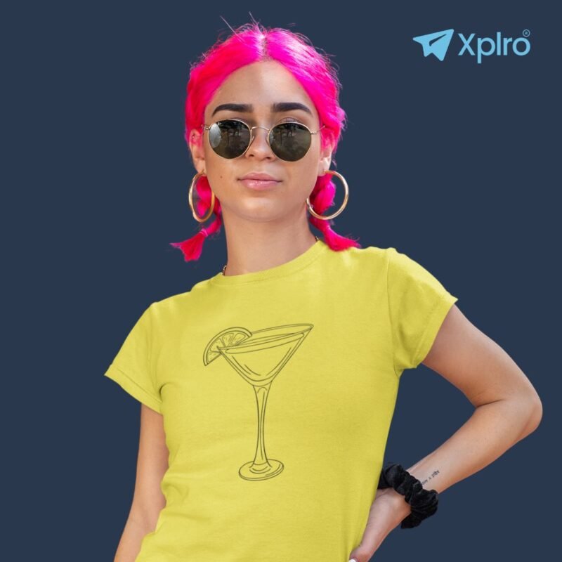 Cocktails–Women Classic Crew T-Shirt