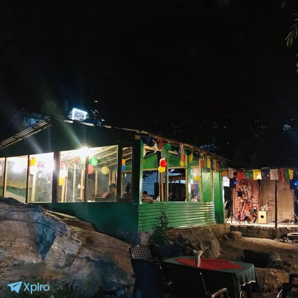 Sunshine Café – Bright, Colorful, and Quirky, Xplro