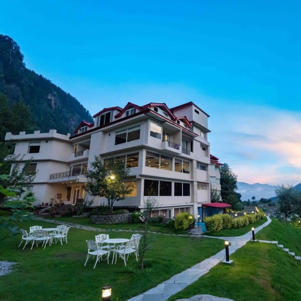 The Allure Grand Resort, Xplro
