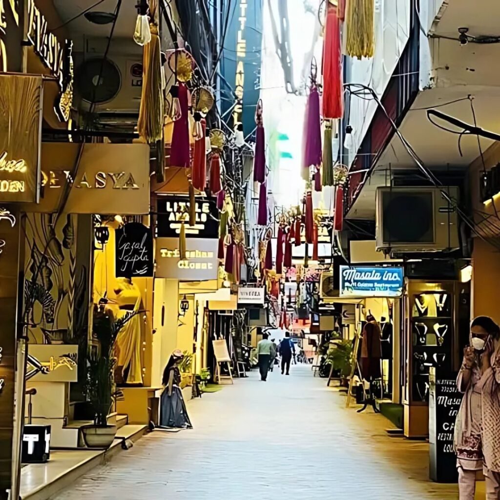 Shahpur Jat, Xplro