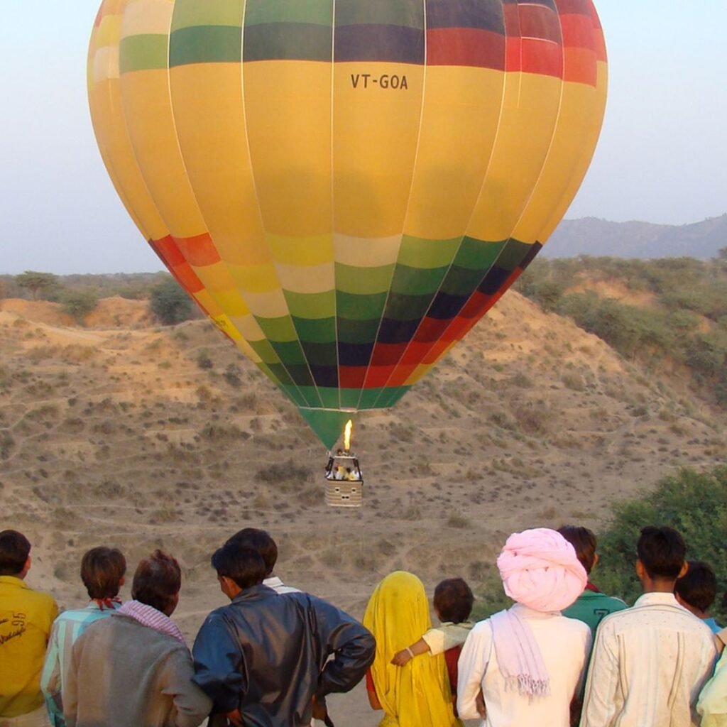 Sky Waltz Balloon Safari, Xplro
