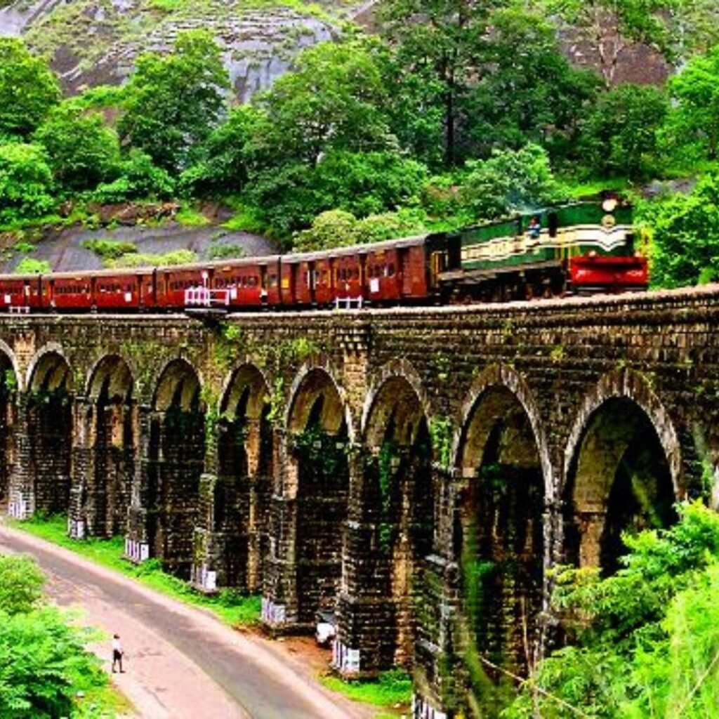 13 Arch Bridge